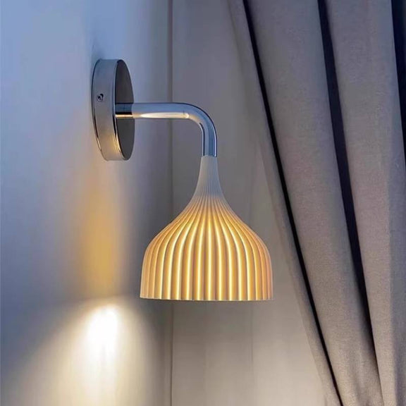 Funnel_Shaped_Wall_Lamp_12