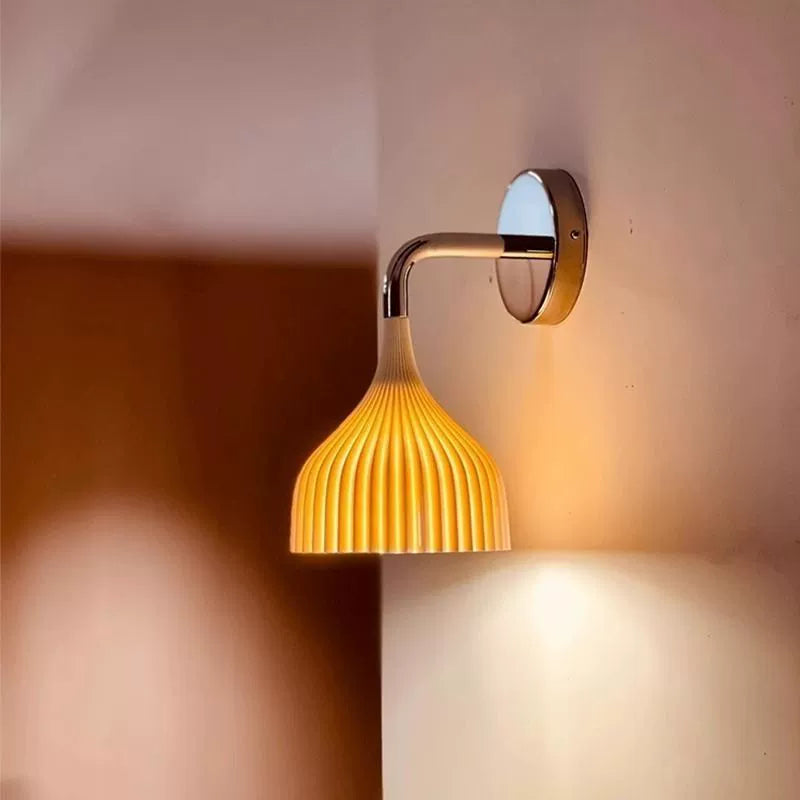 Funnel_Shaped_Wall_Lamp_6