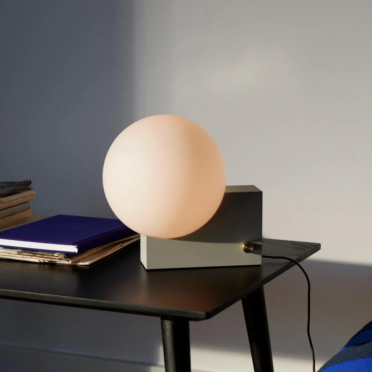 Fusion_Table_Lamp_3