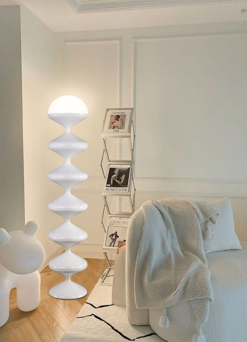 Gallist_Floor_Lamp_11