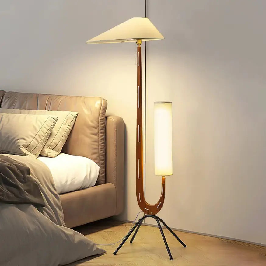 Giraffe Floor Lamp 1