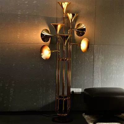 Gold_Horn_Floor_Lamp_4