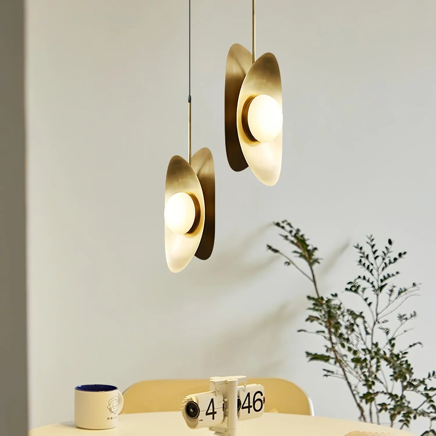 Golden_Ingot_Pendant_Lamp_7