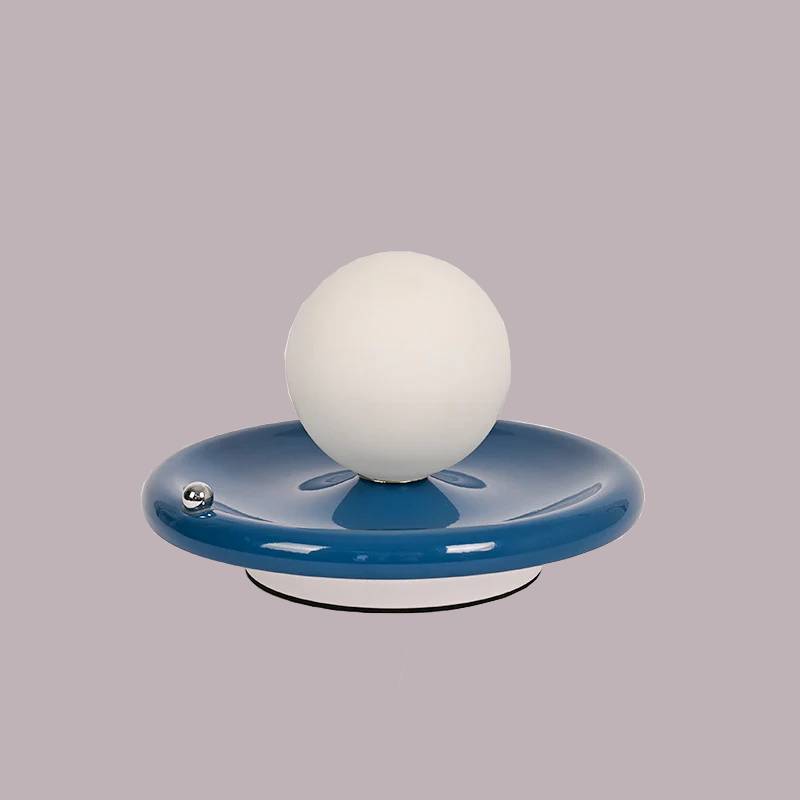 Graceful_Giet_Table_Lamp_10