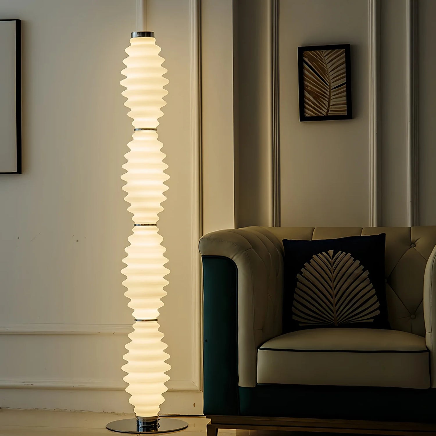 Grand_Collier_Floor_Lamp_2