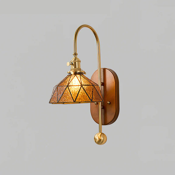 Grivter_Wall_Lamp_01