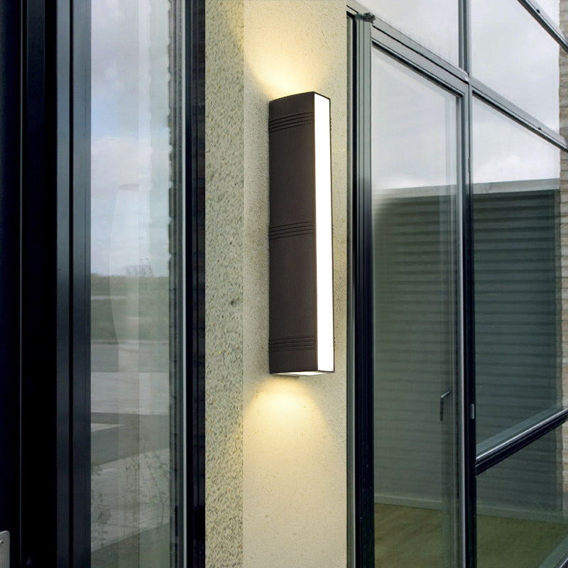 Henera_Wall_Lamp_01