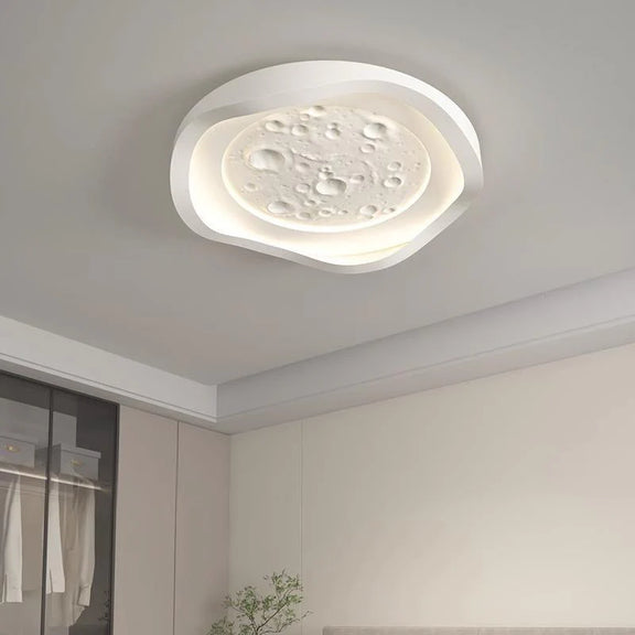 Irregular_Moon_Ceiling_Lamp_1