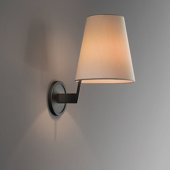 Isolde_Wall_Lamp_01