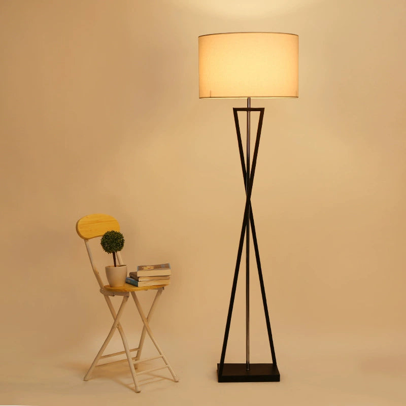 Kaden_Black_Floor_Lamp_8