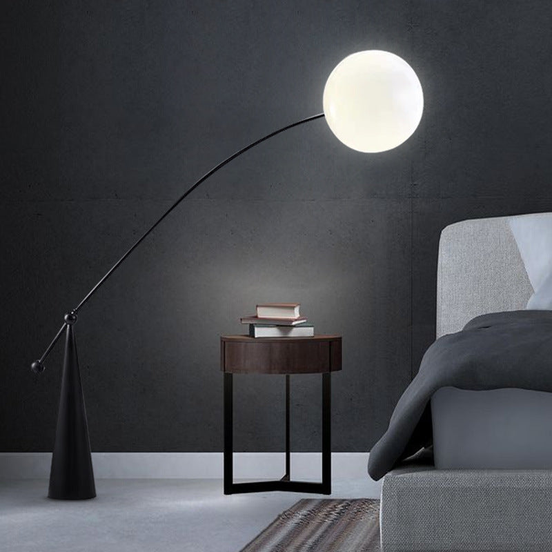 Kaelix_Floor_Lamp_01