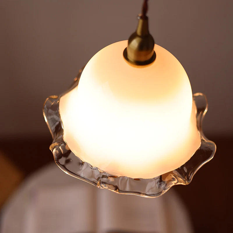 Kelsa_Flower_Buds_Pendant_Lamp_01