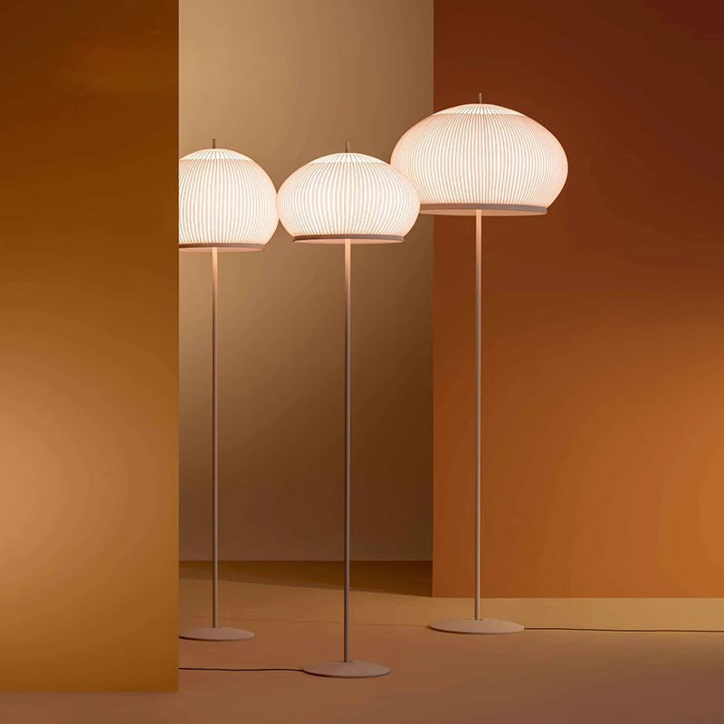 Lantern_Knit_Floor_Lamp_01