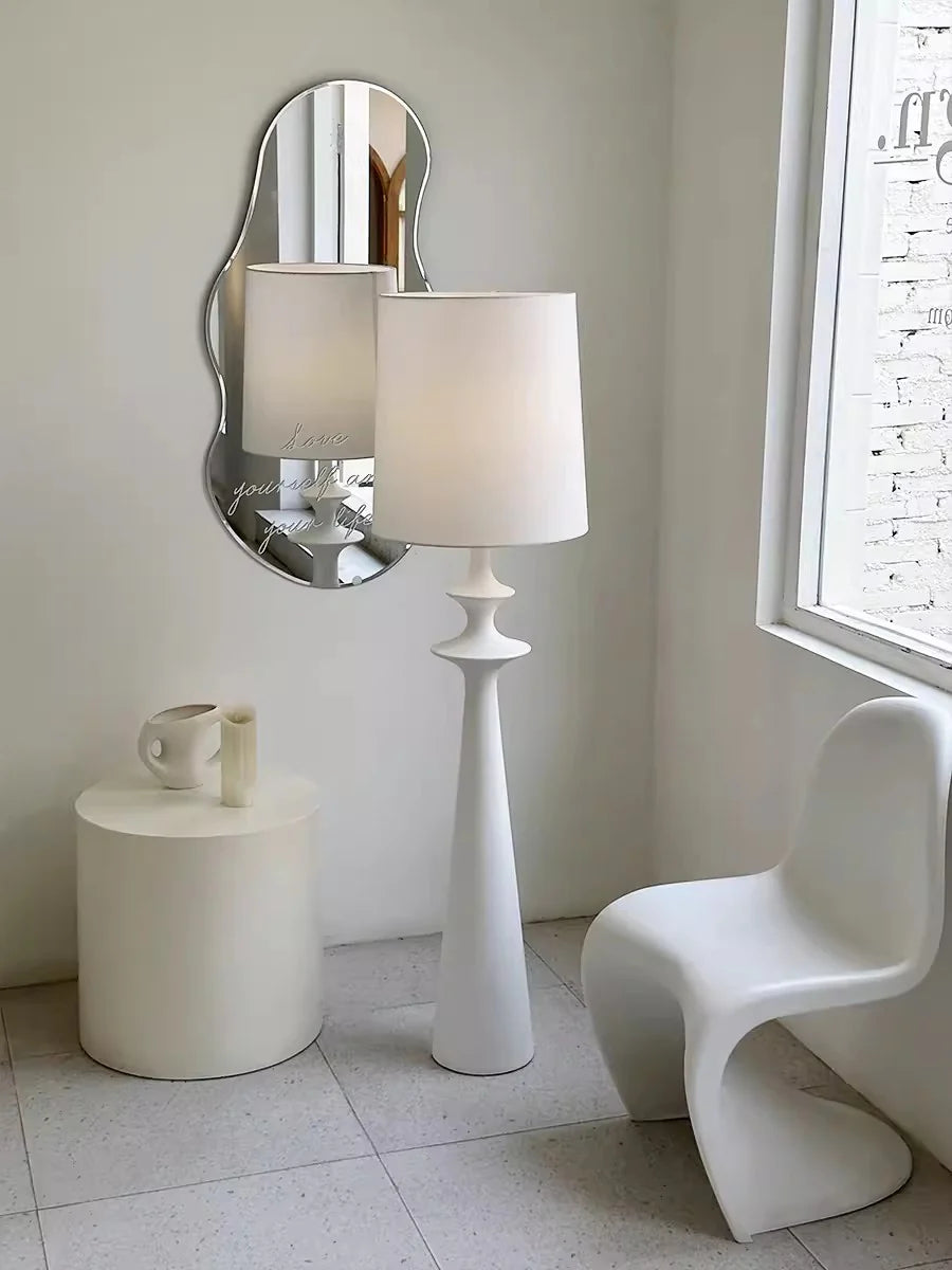 Leading_Edge_Floor_Lamp_10
