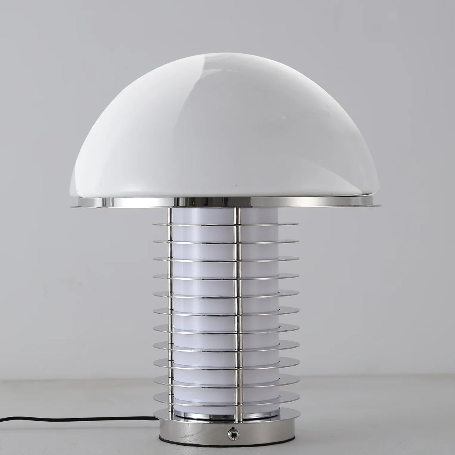 Leuchten_Table_Lamp_4