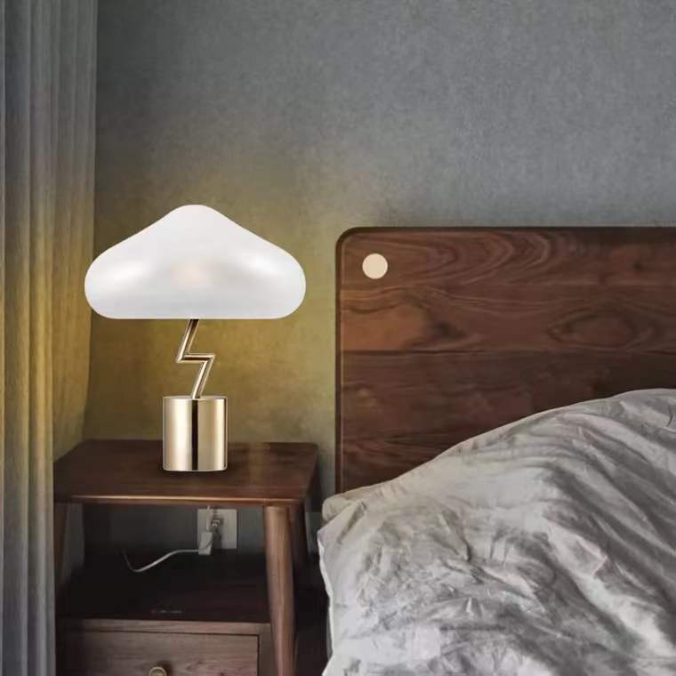 Lightning_Base_Table_Lamp_6