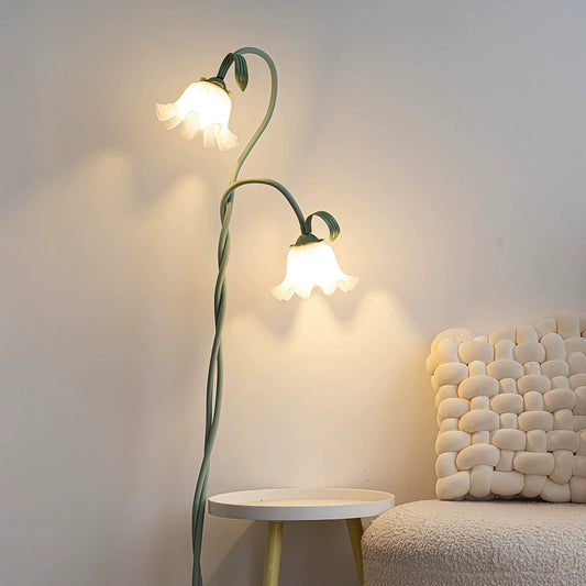 Lily_Floral_Floor_Lamp_10