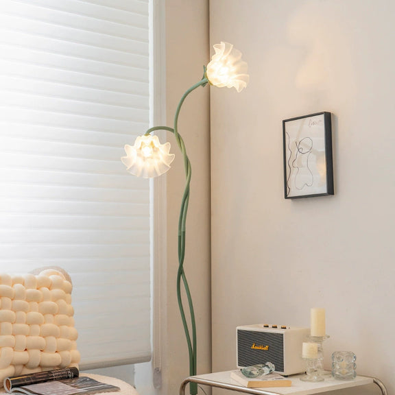 Lily_Floral_Floor_Lamp_6