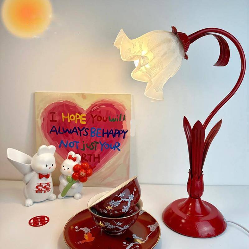 Lily_Of_The_Valley_Table_Lamp_10