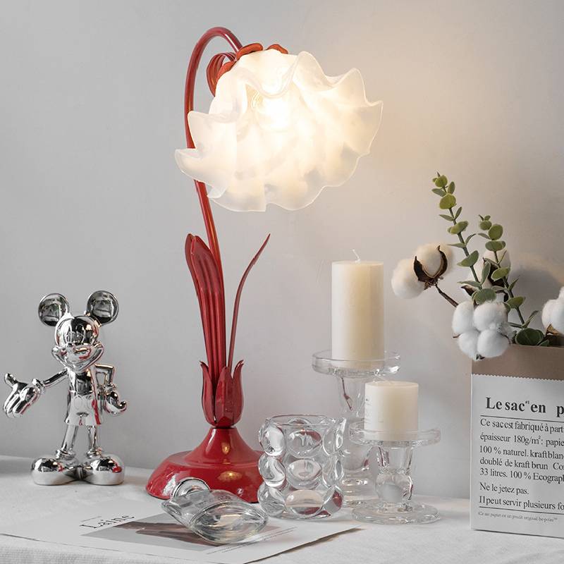 Lily_Of_The_Valley_Table_Lamp_6