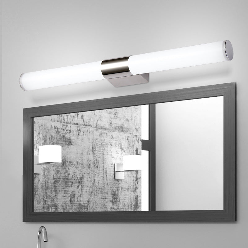 Long_Mirror_Wall_Lamp_02