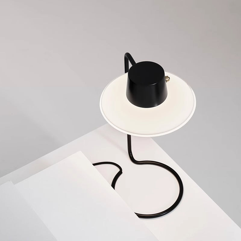 Lorien_Table_Lamp_05
