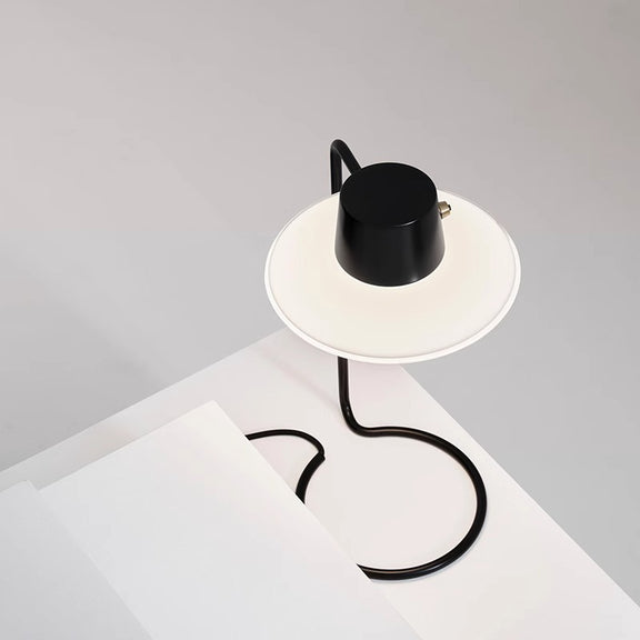 Lorien_Table_Lamp_05