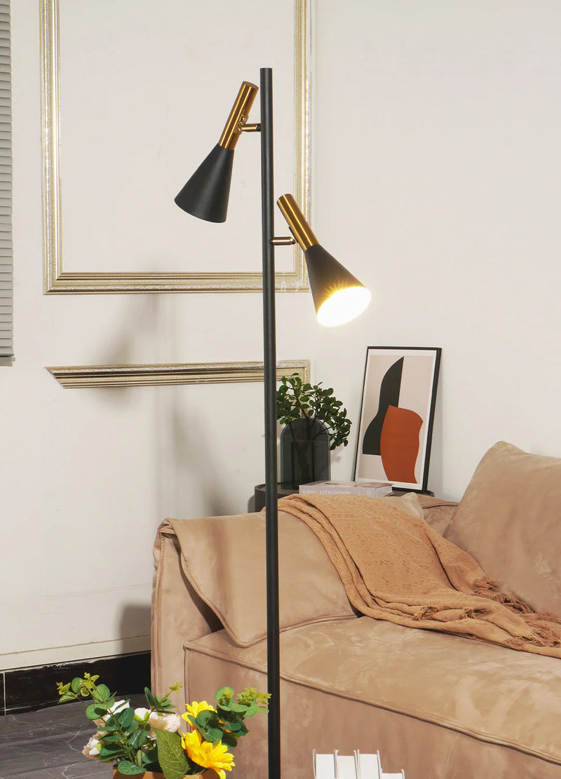 Lron_Mouth_Floor_Lamp_05