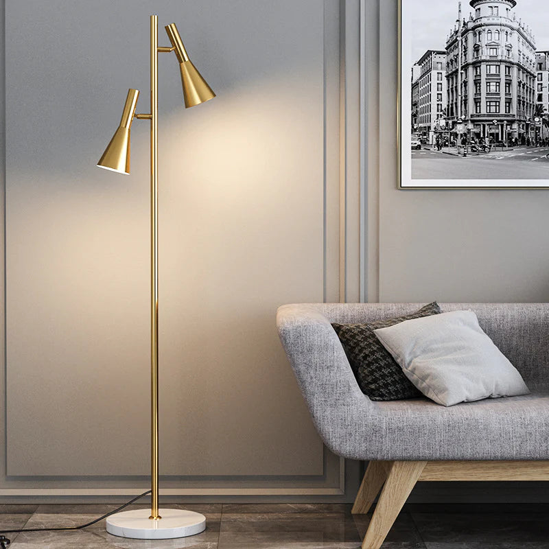 Lron_Mouth_Floor_Lamp_08