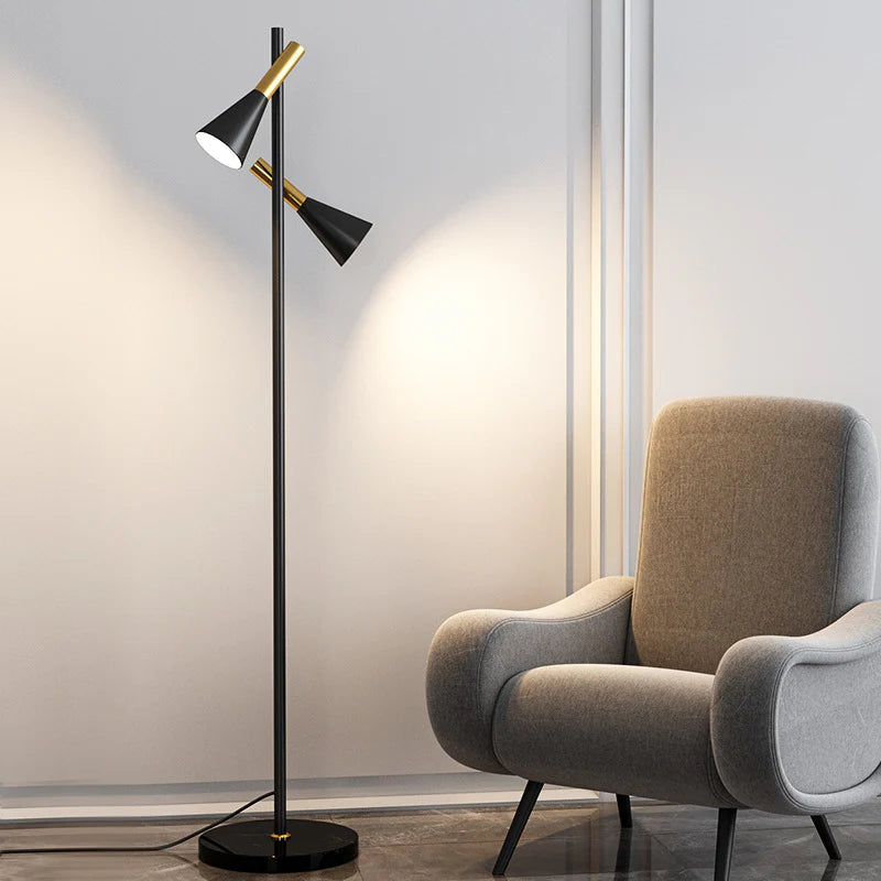 Lron_Mouth_Floor_Lamp_2