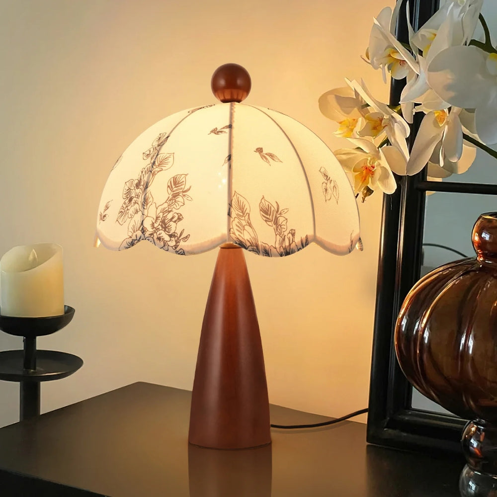 Lunira_Table_Lamp_05