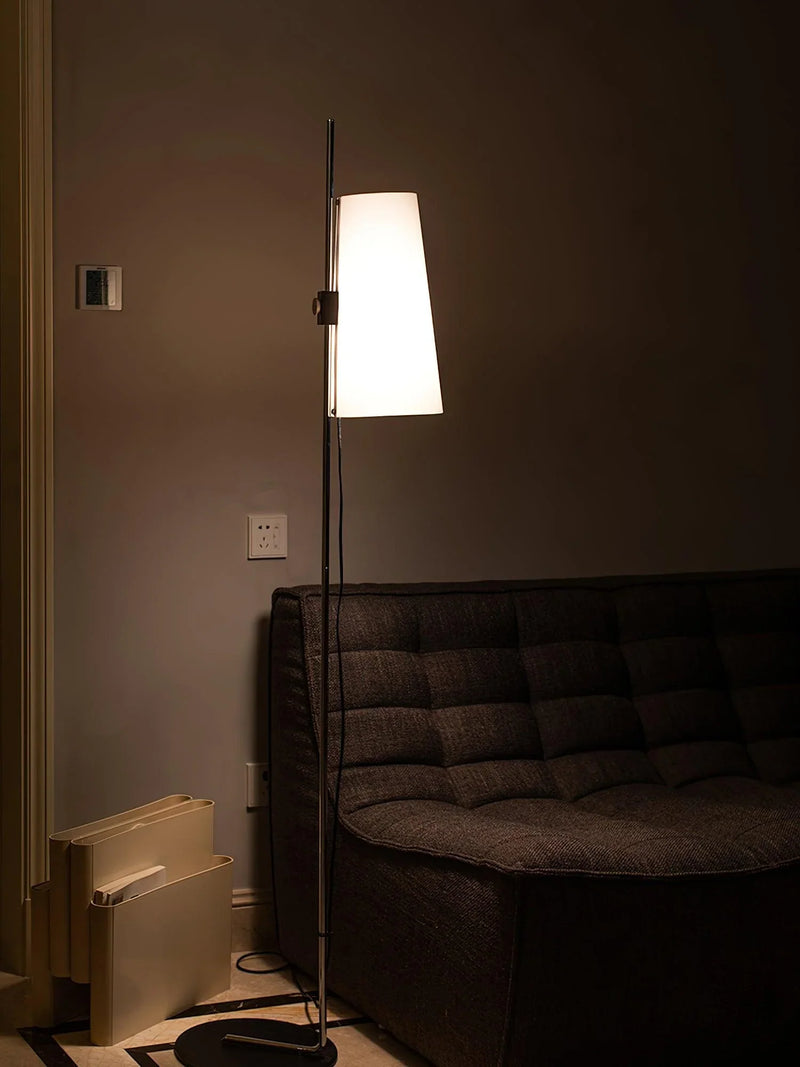 Lupe_Floor_Lamp_21