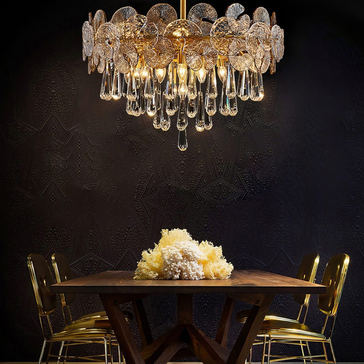 Luxurious_Droplet_Chandelier_07