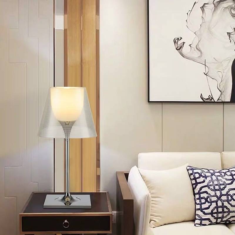 Magic_Color_Ribbed_Table_Lamp_10