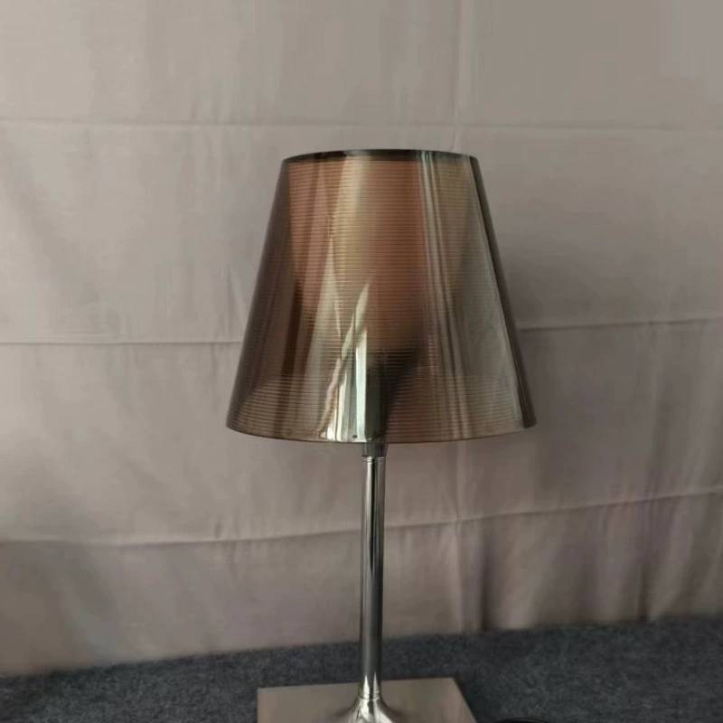 Magic_Color_Ribbed_Table_Lamp_2