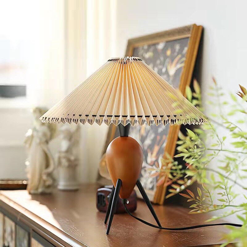 Mani_Table_Lamp_01
