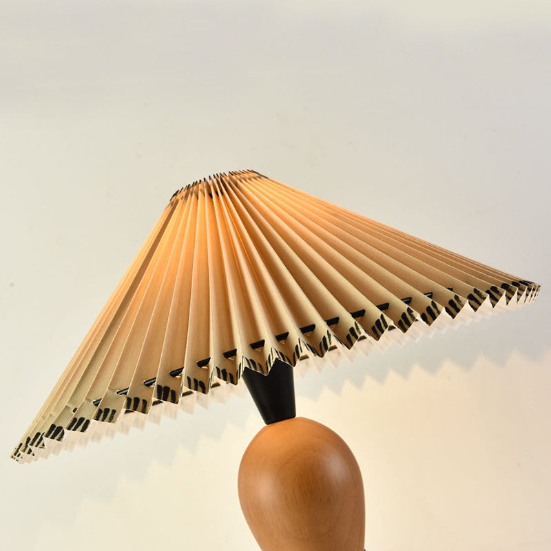 Mani_Table_Lamp_06