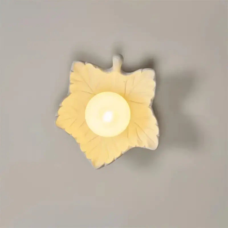 Maple_Leaf_Wall_Lamp_10