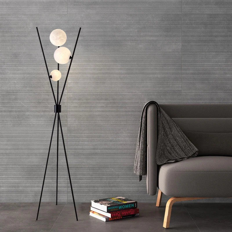 Medi_Triple_Head_Floor_Lamp_02