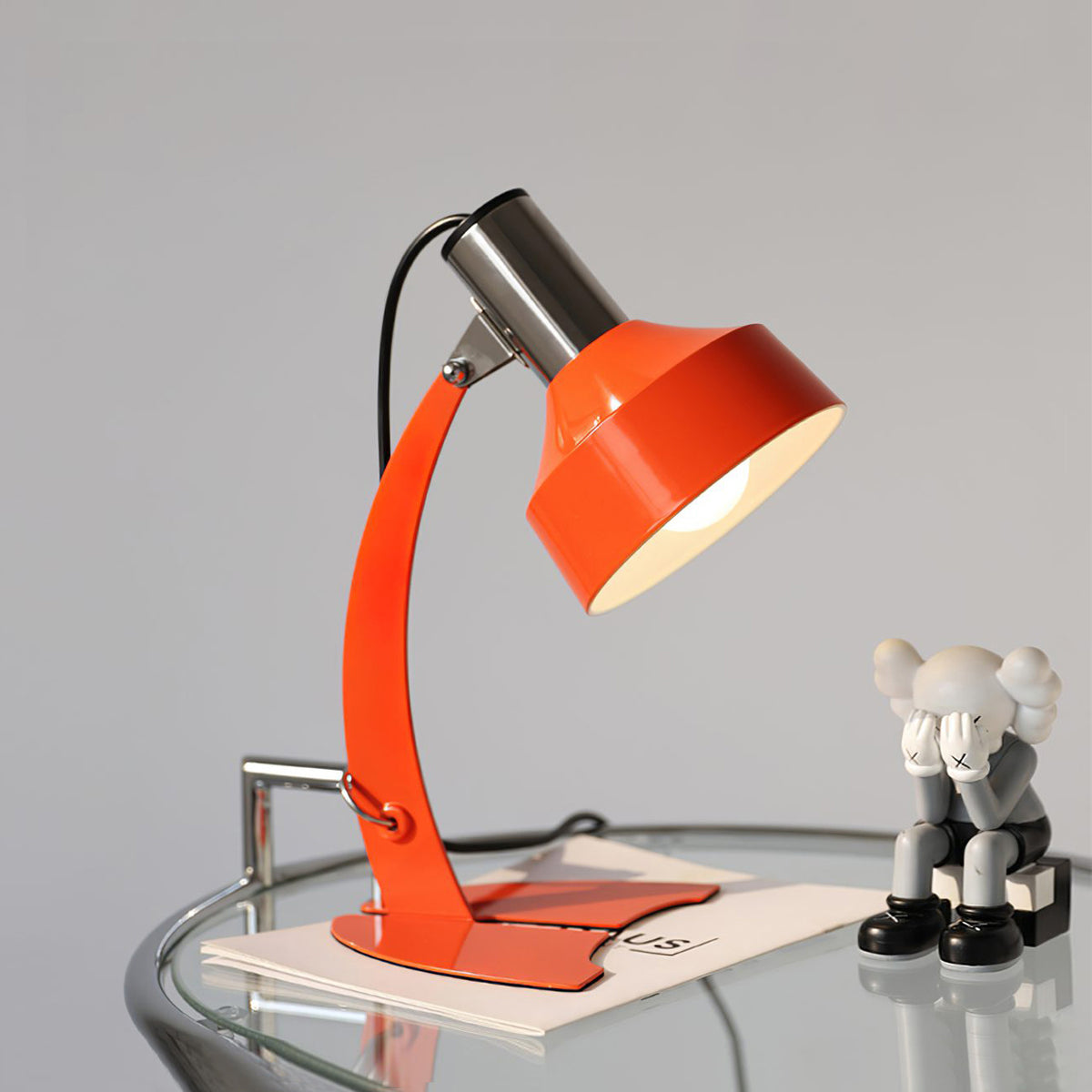 MetallicArc_Table_Lamp_1