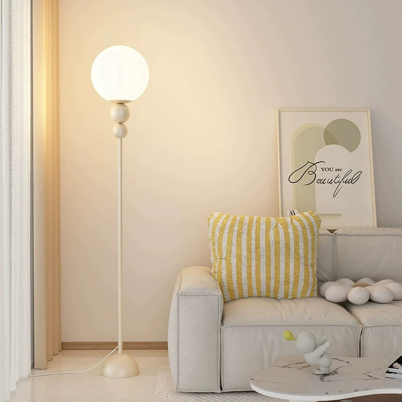 Minimalist_Cream_Style_Floor_Lamp_2