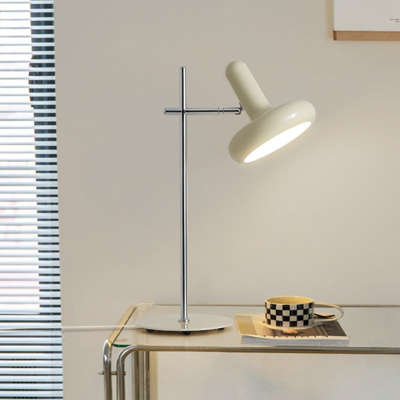 Mirvona_Table_Lamp_01
