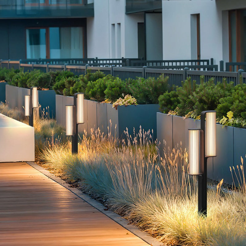 Modern_Courtyard_Outdoor_Floor_Lamp_13