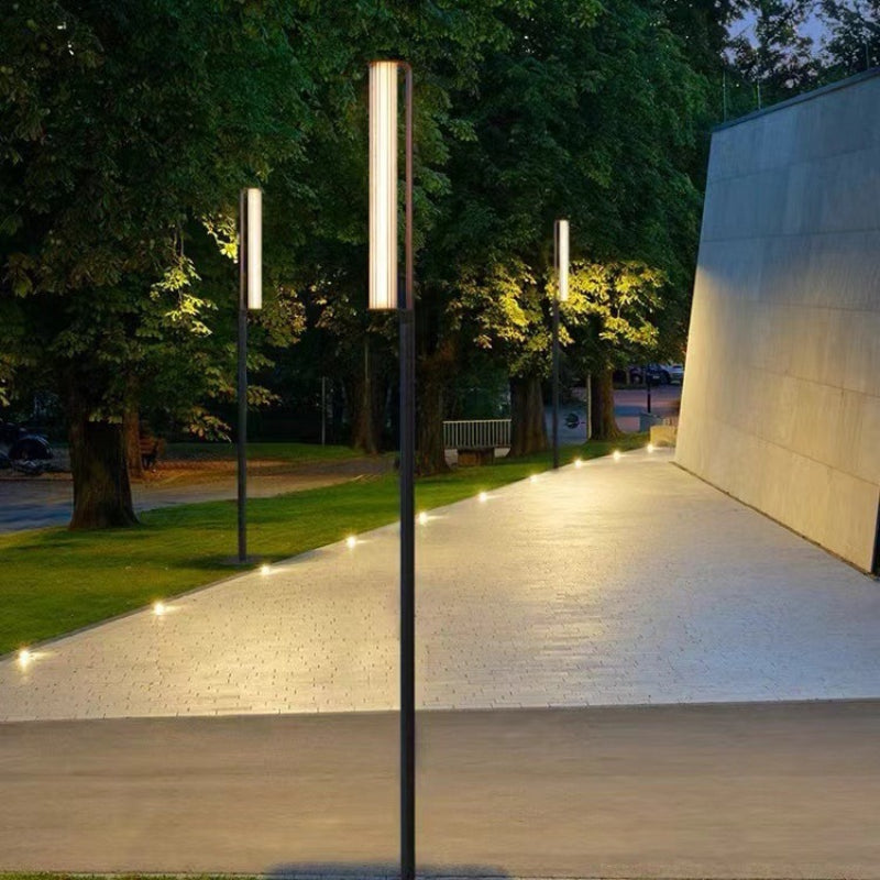 Modern_Garden_Floor_Lamp_06