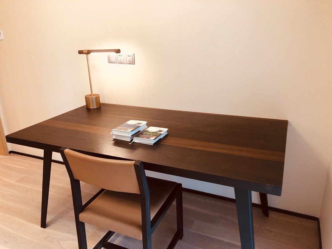 Modern_Linear_Wood_Table_Lamp_3