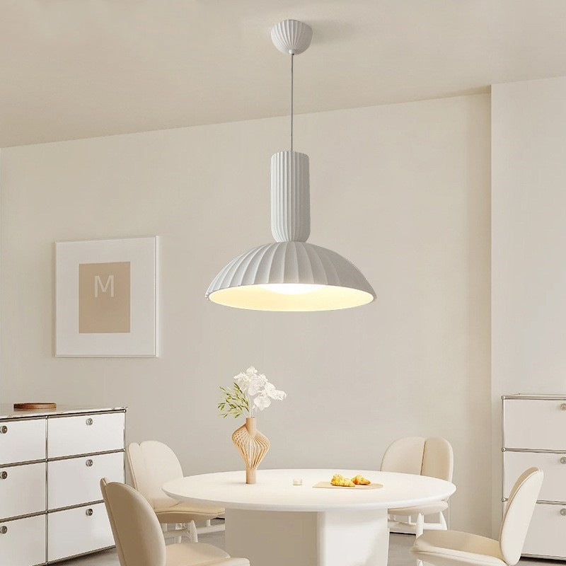 Modern_Resin_Pendant_Lamp_01