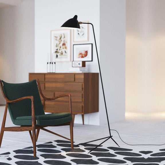 Modern_Triangular_Floor_Lamp_01