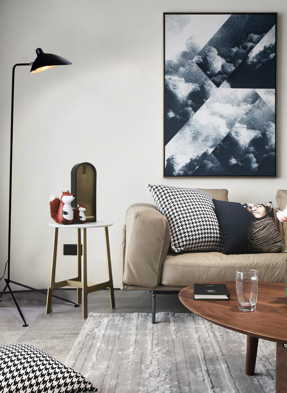 Modern_Triangular_Floor_Lamp_07