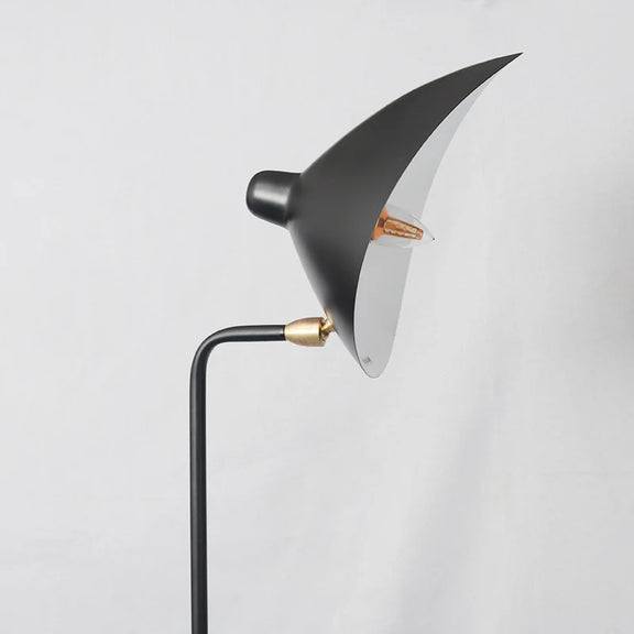 Modern_Triangular_Floor_Lamp_08