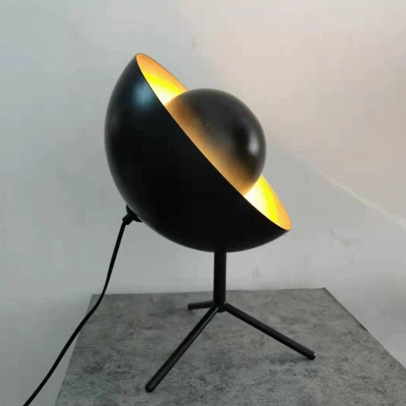 NYKO_Satellite_Table_Lamp_07
